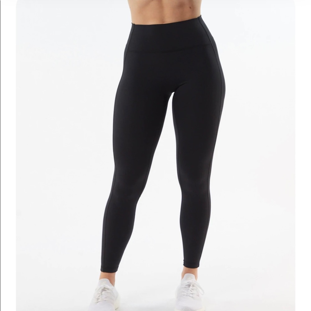 Alphalete pulse kinetic leggings